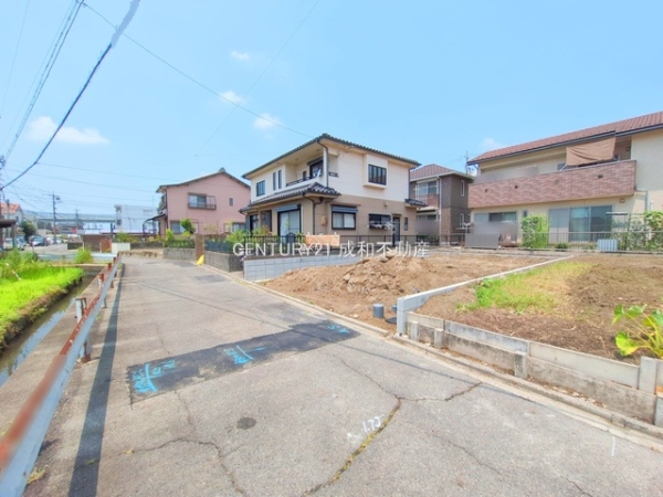 名古屋市中川区東春田２丁目の新築一戸建