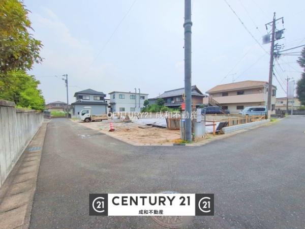 稲沢市平和町西光坊大門北の新築一戸建