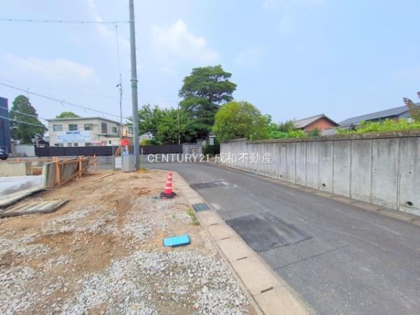 稲沢市平和町西光坊大門北の新築一戸建