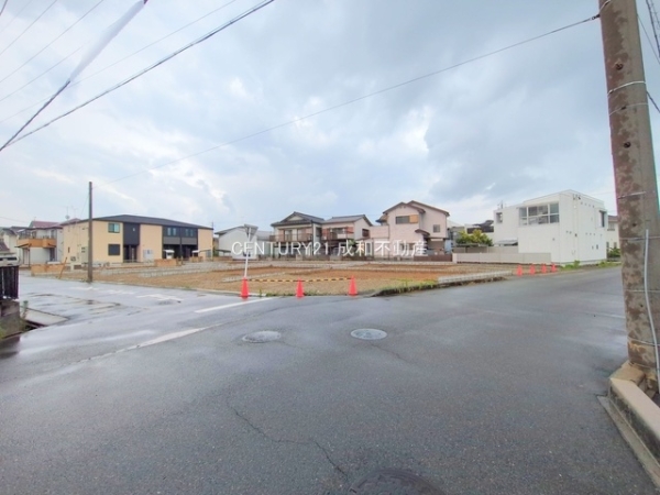 春日井市東野町西２丁目の新築一戸建