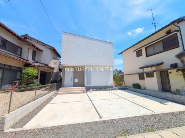 小牧市応時４丁目の新築一戸建