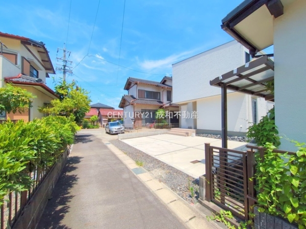 小牧市応時４丁目の新築一戸建