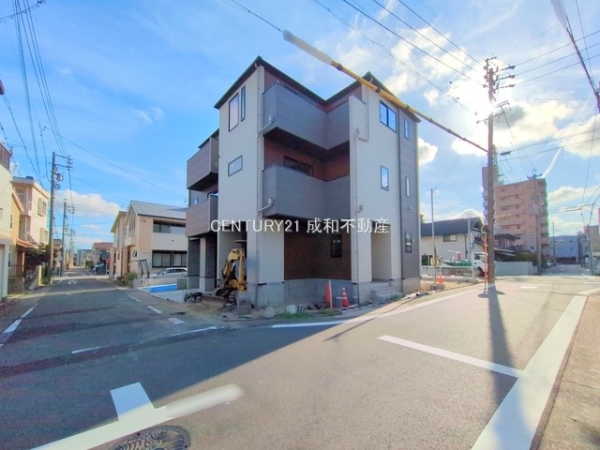 名古屋市北区柳原１丁目の新築一戸建