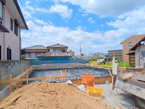 豊田市小坂町１０丁目の新築一戸建