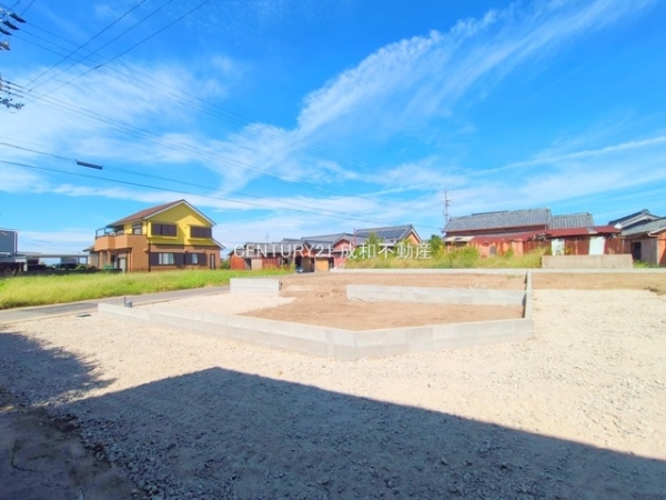 西尾市一色町中外沢ロノ割の新築一戸建