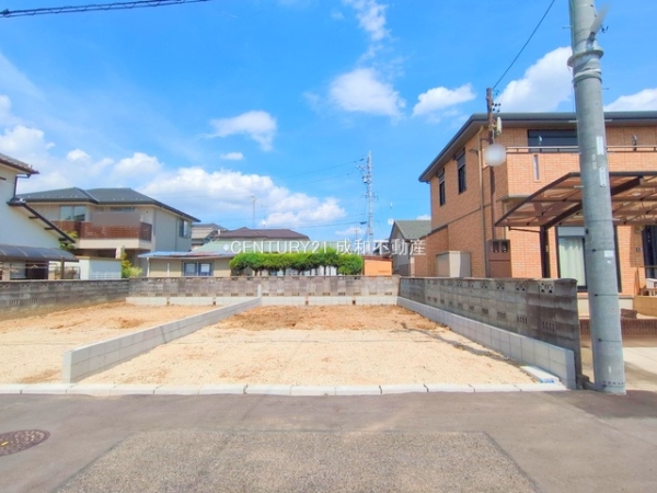 小牧市藤島２丁目の新築一戸建
