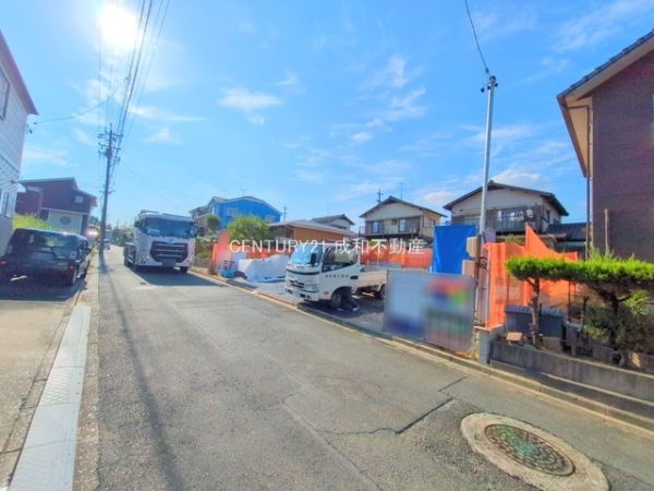 知多市八幡字深山口の新築一戸建