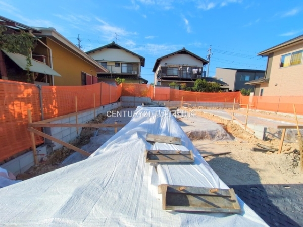 知多市八幡字深山口の新築一戸建