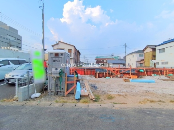小牧市小牧１丁目の新築一戸建
