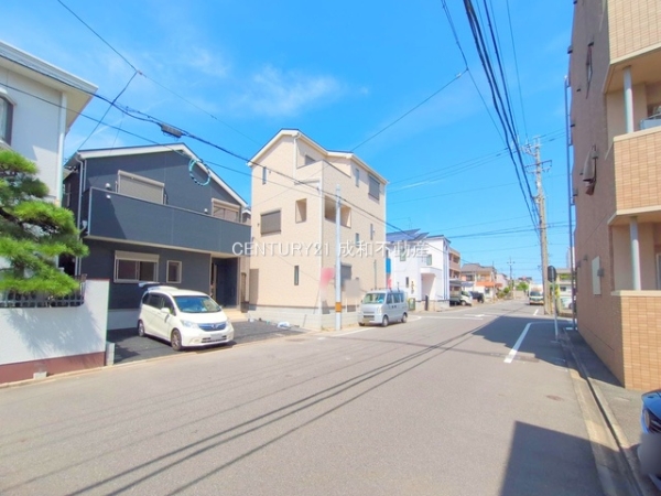 名古屋市中川区中野新町３丁目の新築一戸建