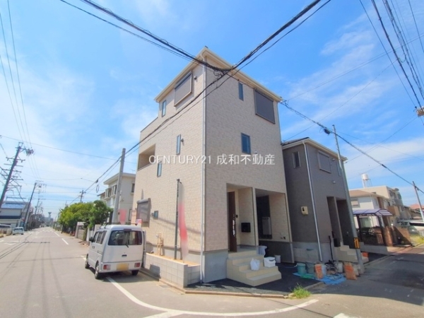 名古屋市中川区中野新町３丁目の新築一戸建