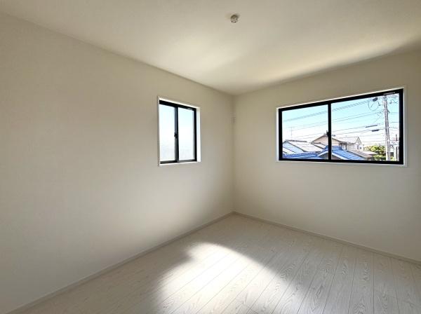 清須市西枇杷島町小田井３丁目の新築一戸建