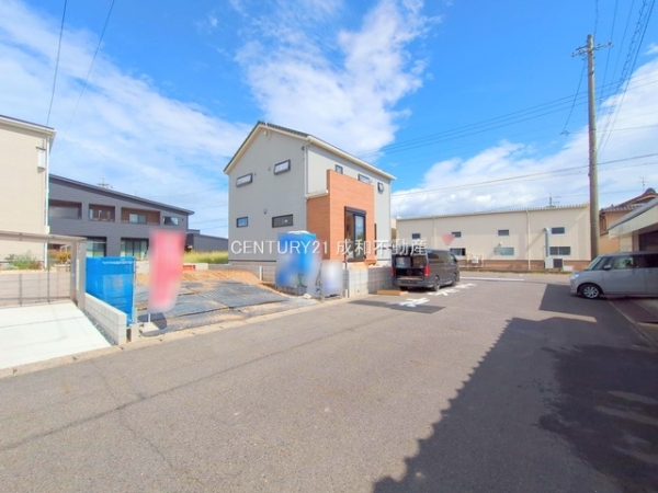一宮市三ツ井２丁目の新築一戸建
