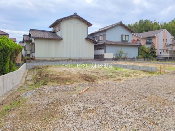知多市八幡字左り脇の新築一戸建