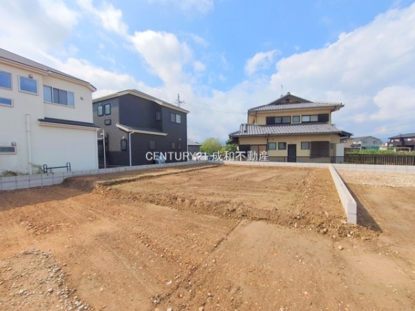 愛西市草平町六下の新築一戸建