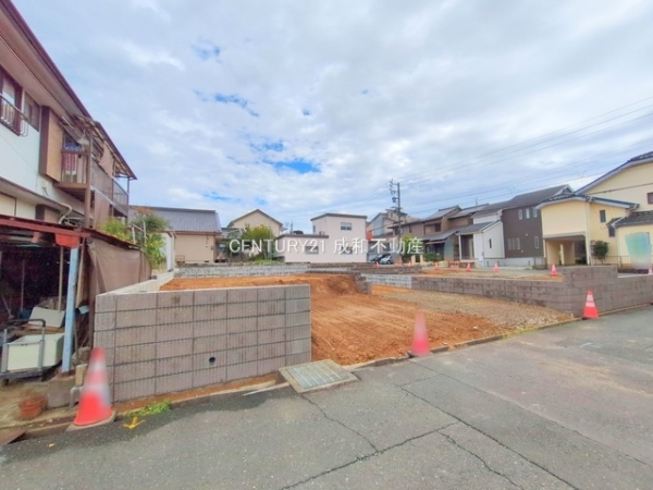 豊橋市西高師町字沢向の新築一戸建