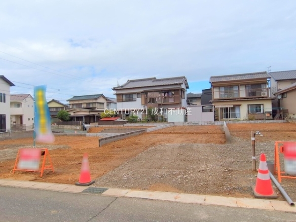 豊橋市西高師町字沢向の新築一戸建