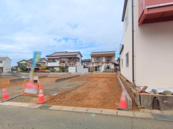 豊橋市西高師町字沢向の新築一戸建