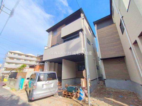 名古屋市中村区角割町２丁目の新築一戸建