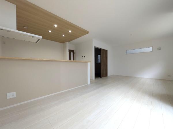 清須市廻間３丁目の新築一戸建