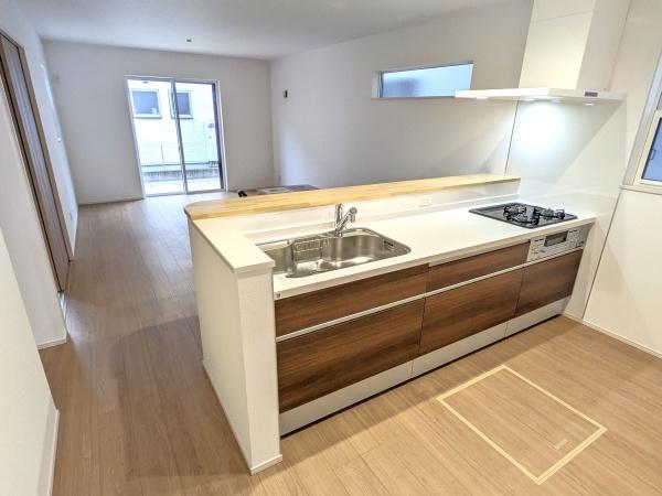 清須市廻間３丁目の新築一戸建