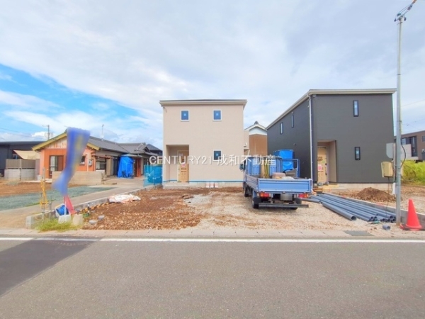 豊川市小坂井町野地の新築一戸建
