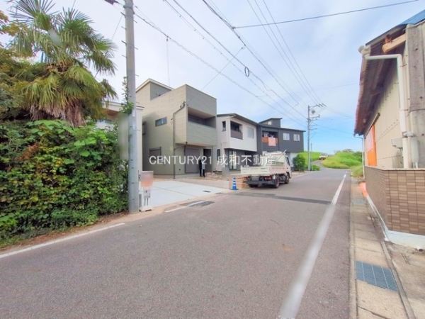 岡崎市六名南１丁目の新築一戸建