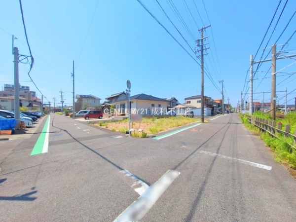 一宮市木曽川町黒田三ノ通りの土地(前面道路含む現地写真)