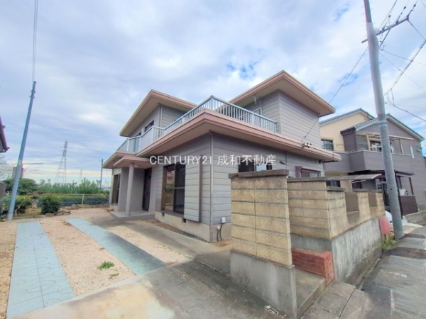 小牧市大字久保一色の中古一戸建