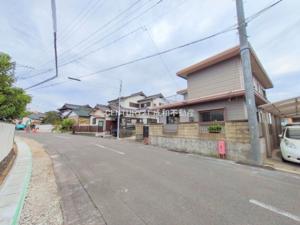 小牧市大字久保一色の中古一戸建て