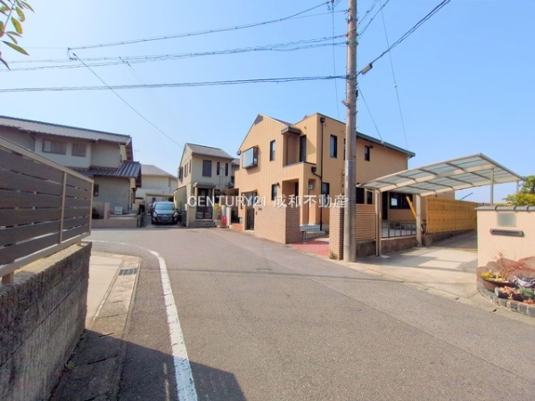 大府市共西町５丁目の中古一戸建