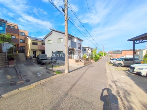 愛知郡東郷町大字春木字屋敷の中古一戸建