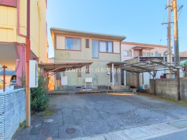 西尾市新渡場町中切の中古一戸建