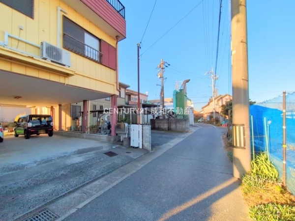 西尾市新渡場町中切の中古一戸建