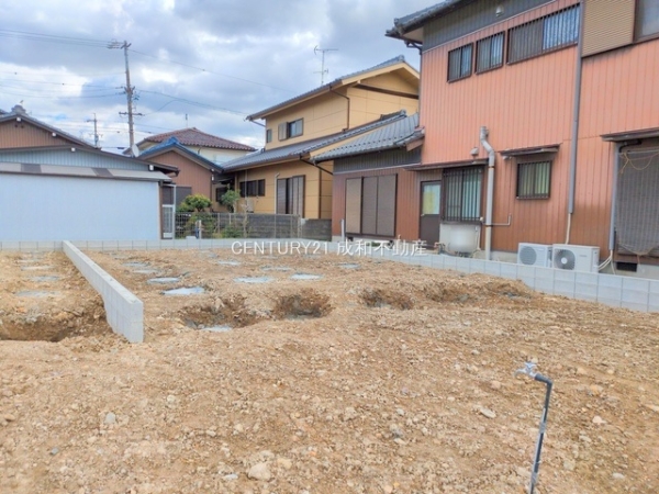 名古屋市中川区中須町字藤六の新築一戸建
