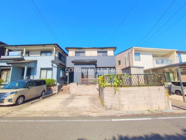 小牧市大字久保一色の中古一戸建