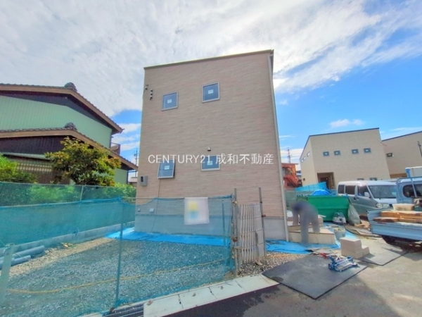 刈谷市小垣江町半崎の新築一戸建