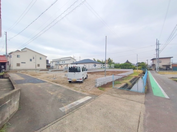 一宮市千秋町加納馬場字郷内の新築一戸建