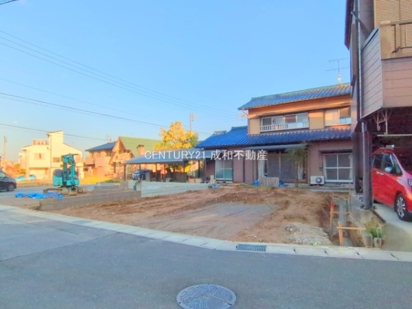 岡崎市若松町字大廻の新築一戸建