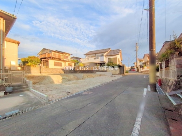 知多市南粕谷２丁目の新築一戸建