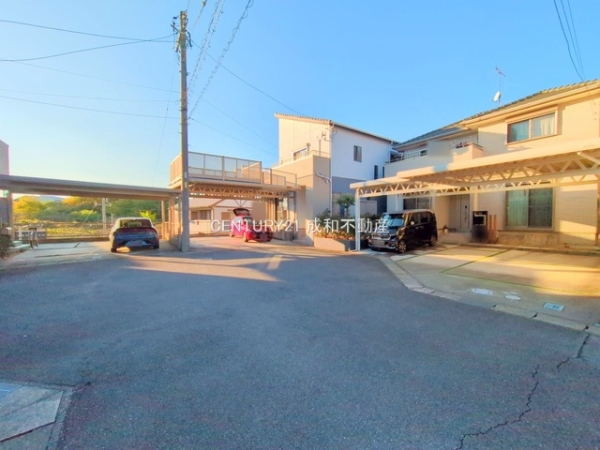 岡崎市戸崎町字藤狭の中古一戸建て