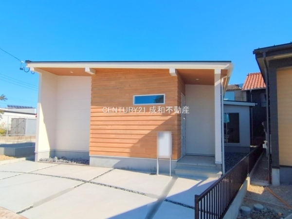 常滑市錦町３丁目の新築一戸建