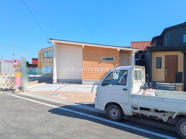 常滑市錦町３丁目の新築一戸建