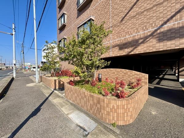 シャトレ愛松稲沢II