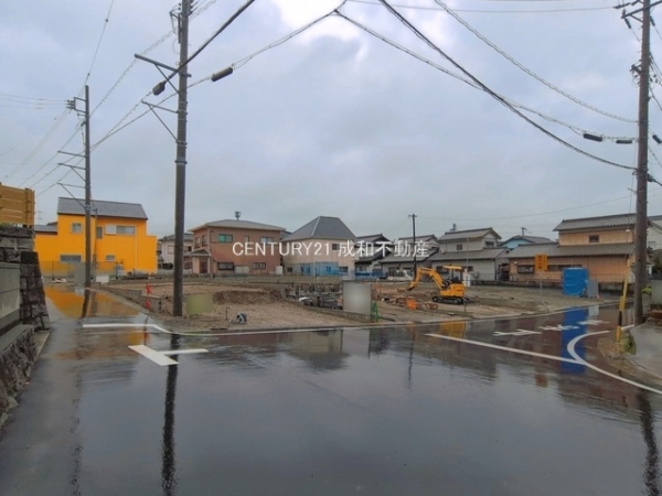 碧南市尾城町３丁目の新築一戸建