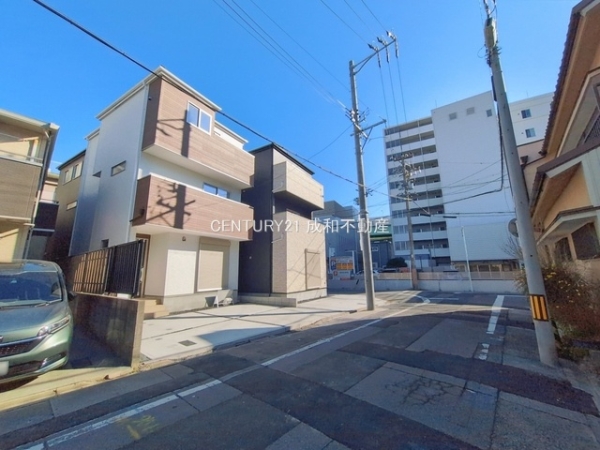 名古屋市中川区尾頭橋２丁目の新築一戸建