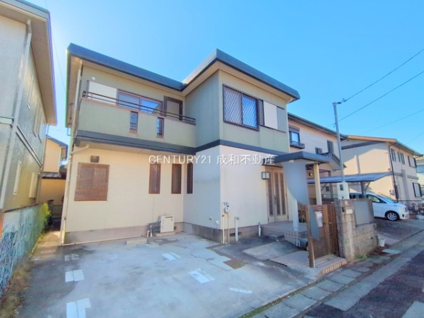 愛西市西保町西川原の中古一戸建
