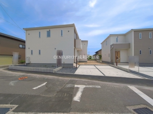 津島市宇治町字茶ノ里の新築一戸建