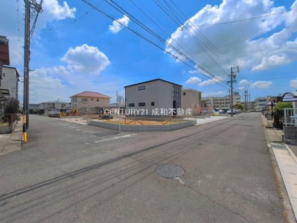 春日井市西高山町３丁目の新築一戸建