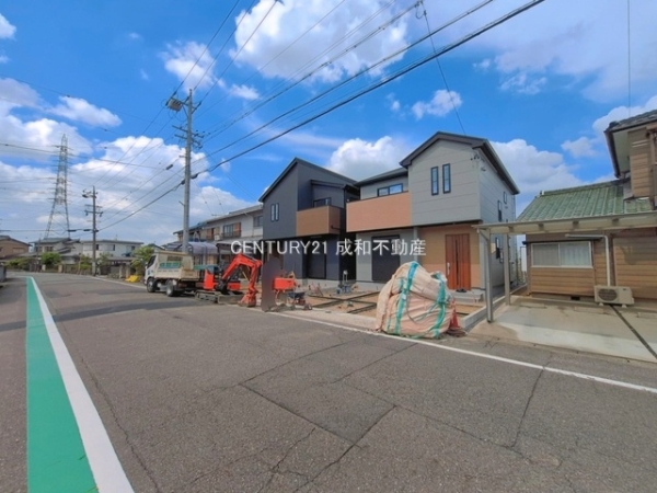 小牧市藤島１丁目の新築一戸建